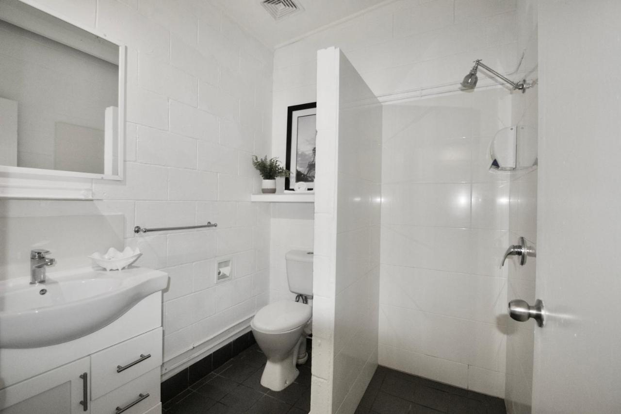 Hideaway Noosa Men Only Beach Resort Peregian Beach Exterior photo